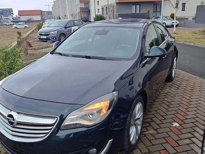 Second-hand Opel Insignia 130 CP (95 kW) 2014 Culoareverde Berlinǎ