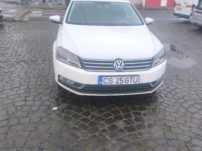 Alb Utilizat 2012 VW Passat Break | 4.000 EUR (Super Preț)