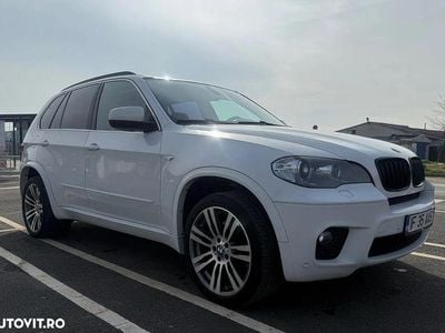 Second-hand BMW X5 Sport Line 306 CP (225 kW) 2012 Culoarealb SUV