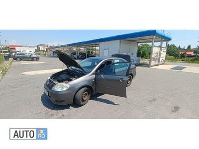 Gri Utilizat 2003 Toyota Corolla Berlinǎ | 2.400 EUR