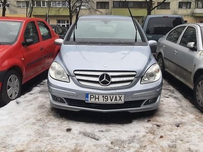 Albastru Second-hand 2007 Mercedes B200 Avantgarde Monovolum | 2.550 EUR (Preț OK)
