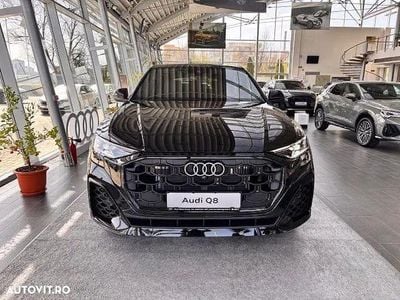 Nouă Audi Q8 S-Line 340 CP (250 kW) 2025 Negru SUV