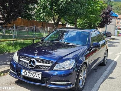 Mercedes C220