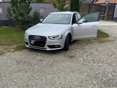 Second-hand Audi A4 Sport 177 CP (130 kW) 2014 Gri Berlinǎ