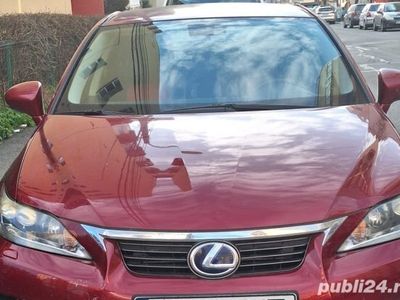 Lexus CT200h