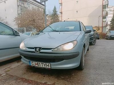 Albastru Utilizat 2007 Peugeot 206 Hatchback | 1.800 EUR (Puțin scump)