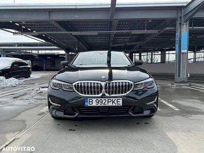 Second-hand BMW 330e Luxury Line 292 CP (214 kW) 2020 Culoarenegru Berlinǎ