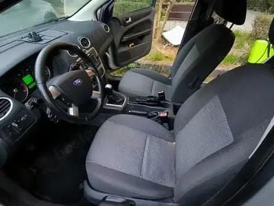 Argintiu Utilizat 2007 Ford Focus Break | 2.000 EUR (Preț OK)