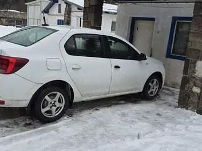 Utilizat 2017 Dacia Logan Berlinǎ | 3.500 EUR