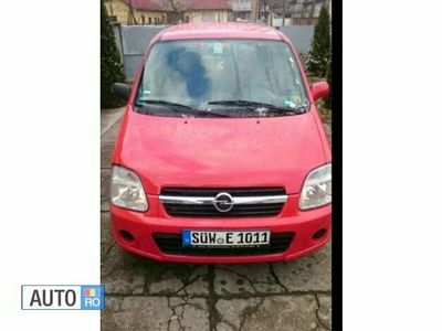 Second-hand Opel Agila 70 CP (51 kW) 2004 Rosu Hatchback