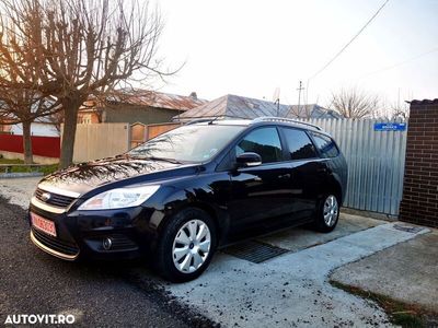 second-hand Ford Focus Turnier 1.6 16V Titanium