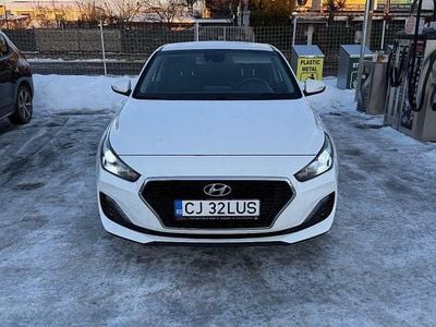 Culoarealb Utilizat 2018 Hyundai i30 Berlinǎ | 13.900 EUR (Preț bun)