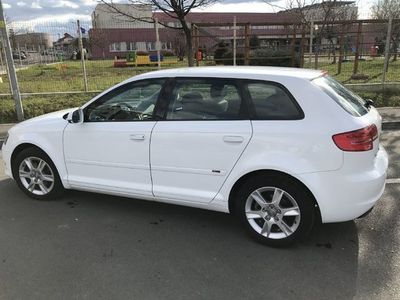 Second-hand Audi A3 Sport 102 CP (75 kW) 2011 Alb Hatchback
