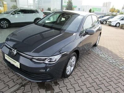 Utilizat 2023 VW Golf VIII Life | 25.168 EUR (Preț bun)