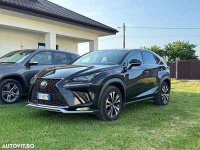 Culoarenegru Utilizat 2019 Lexus NX300h Sport Line SUV | 33.000 EUR (Scump)