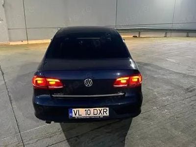 VW Passat