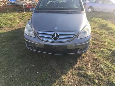 Utilizat 2005 Mercedes B200 Monovolum | 1.600 EUR (Preț bun)