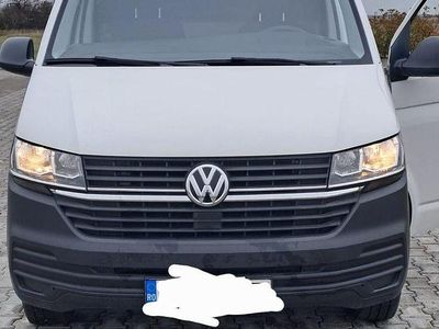 Culoarealb Utilizat 2021 VW Transporter Van | 15.000 EUR