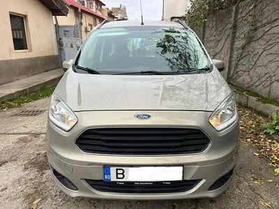 Utilizat 2015 Ford Tourneo Monovolum | 4.650 EUR