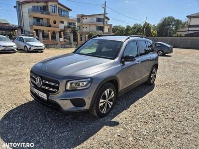 Mercedes GLB200