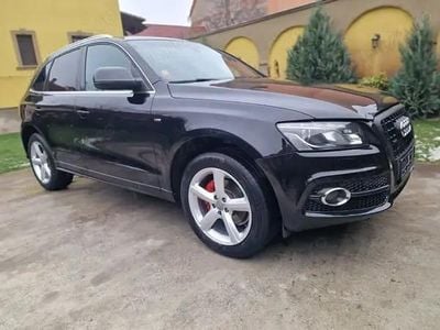 Second-hand Audi Q5 S-Line 170 CP (125 kW) 2011 Negru SUV