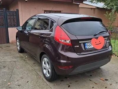Violet Utilizat 2009 Ford Fiesta Titanium Hatchback | 3.650 EUR (Preț OK)