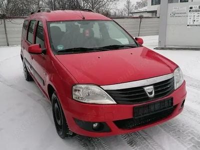 Rosu Second-hand 2009 Dacia Logan MCV Break | 3.150 EUR (Preț OK)