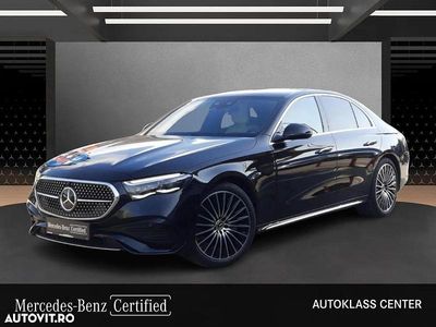 Culoarenegru Utilizat 2024 Mercedes E220 AMG line Berlinǎ | 74.500 EUR