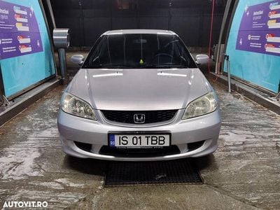 Culoareargint Utilizat 2004 Honda Civic Coupe | 3.200 EUR