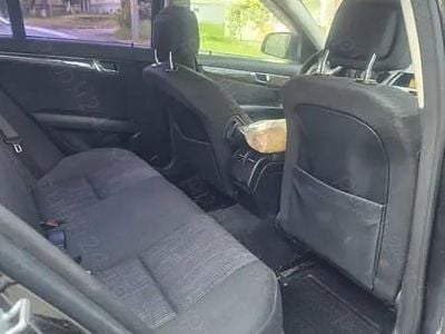 Mercedes C200