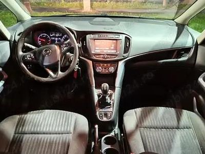 Opel Zafira Tourer