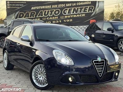 Second-hand Alfa Romeo Giulietta Turismo 170 CP (125 kW) 2013 Culoarealbastru Hatchback