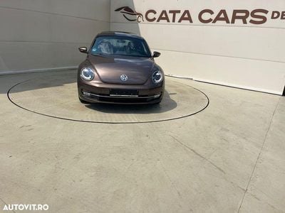 Second-hand VW Beetle Design 105 CP (77 kW) 2013 Culoaremaro Hatchback
