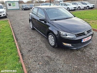 Culoarenegru Utilizat 2012 VW Polo Match Hatchback | 3.800 EUR (Super Preț)