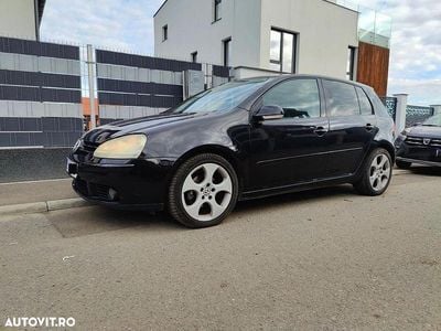 Second-hand VW Golf IV Goal 105 CP (77 kW) 2005 Culoarenegru Hatchback