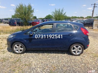 Second-hand Ford Fiesta 80 CP (58 kW) 2010 Albastru Hatchback