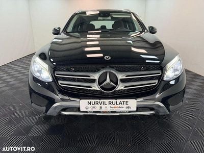 Culoarealbastru Utilizat 2018 Mercedes GLC220 SUV | 17.908 EUR (Super Preț)