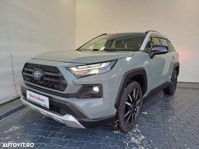 Second-hand Toyota RAV4 Hybrid 222 CP (163 kW) 2022 Culoareverde SUV
