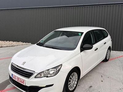 Culoarealb Utilizat 2015 Peugeot 308 Allure Break | 5.600 EUR (Preț bun)