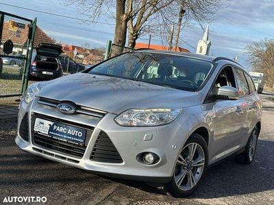 Culoareargint Utilizat 2013 Ford Focus Champions Edition Break | 5.360 EUR (Preț OK)
