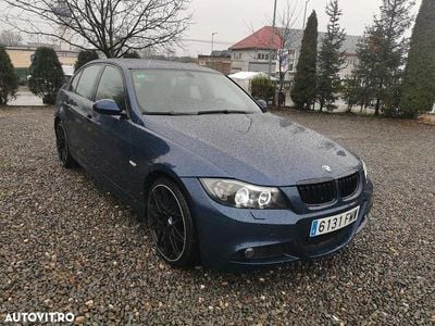 Culoarealbastru Utilizat 2006 BMW 320 Performance Berlinǎ | 4.200 EUR (Preț OK)