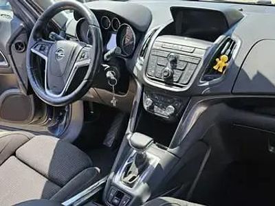 Utilizat 2016 Opel Zafira Tourer Monovolum | 8.500 EUR (Puțin scump)