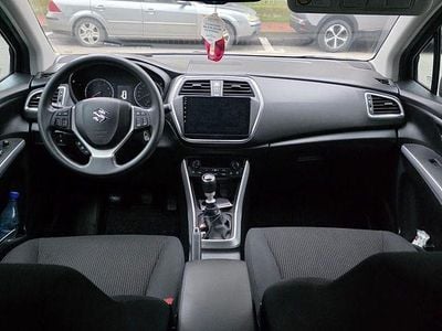 Second-hand Suzuki SX4 S-Cross Cool 129 CP (94 kW) 2020 Culoaregri SUV