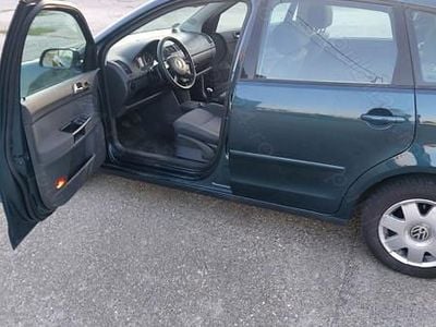 Second-hand VW Polo 86 CP (63 kW) 2004 Berlinǎ