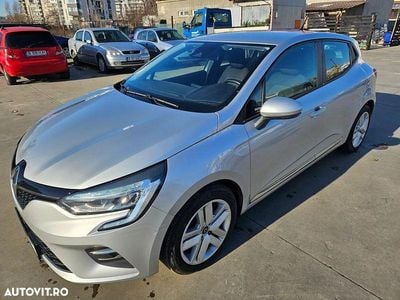 Culoareargint Second-hand 2019 Renault Clio IV Business | 9.200 EUR (Preț OK)
