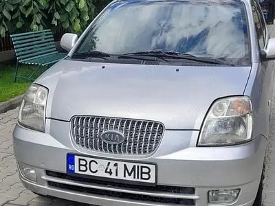 Argintiu Utilizat 2005 Kia Picanto Hatchback | 1.550 EUR