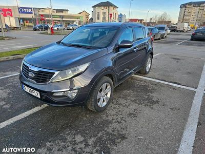 Culoaregri Second-hand 2013 Kia Sportage Spirit SUV | 12.000 EUR (Preț OK)