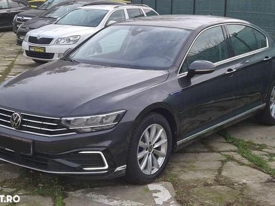 Second-hand VW Passat GTE 218 CP (160 kW) 2021 Culoaregri Berlinǎ