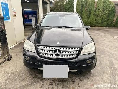 Utilizat 2006 Mercedes ML320 SUV | 7.500 EUR