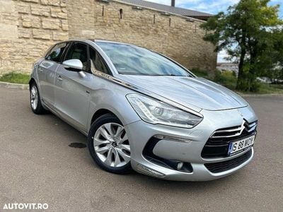 Culoaregri Utilizat 2014 Citroën DS5 Sport Chic Hatchback | 8.250 EUR